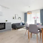 Modern Apartment With Balcony Warsaw Mokotow Aignera By Noclegi Renters